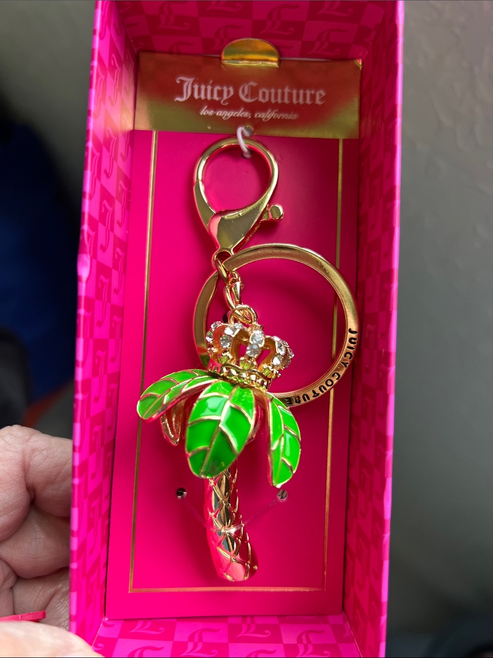 Juicy Couture NIB Gold Tone Keychain with Green Enamel Palm Charm/ Key Charm - Picture 4 of 4